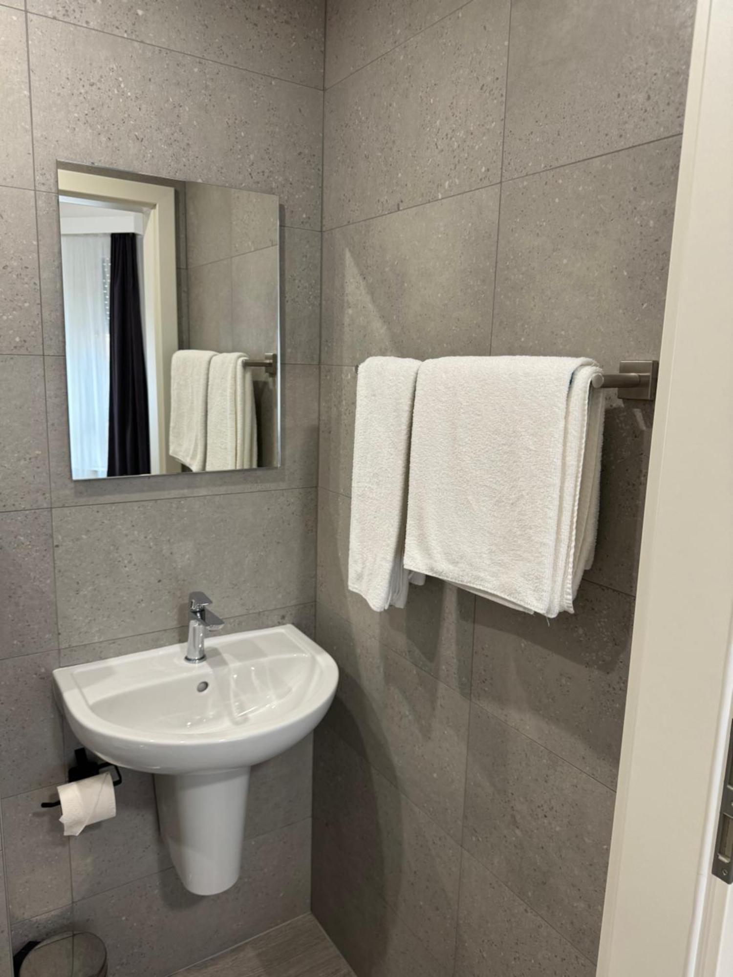Hotel Zurich ลักเซมเบิร์ก ภายนอก รูปภาพ